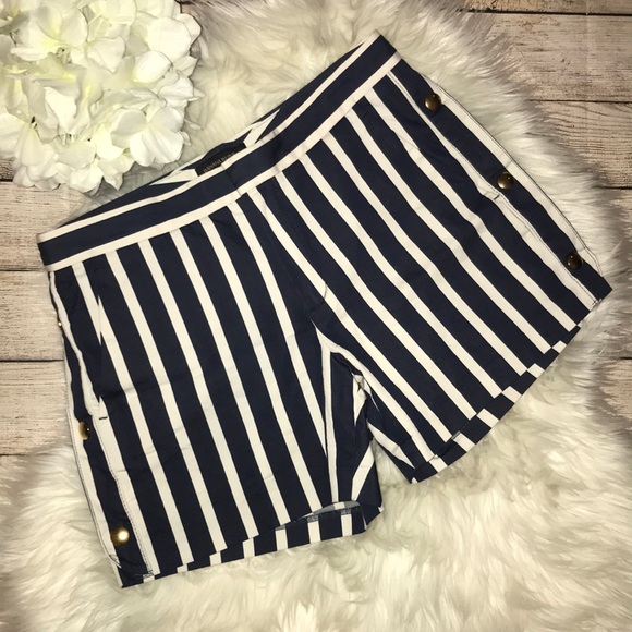 Banana Republic Pants - Banana Republic Ryan Vertical Stripe Shorts